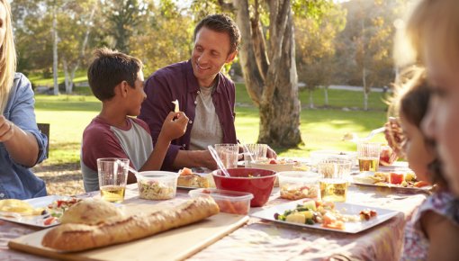 Foto von Familie beim Picknick