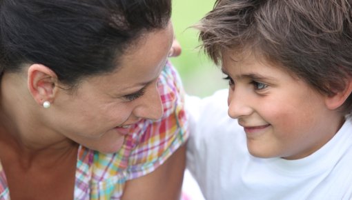 Foto von Mutter und Sohn