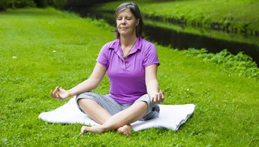 Foto von Frau beim Yoga