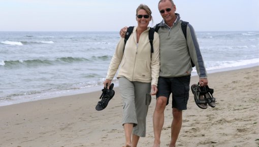 Foto von Paar am Strand