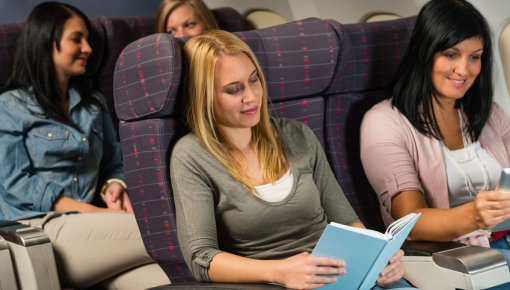 Foto von Frauen im Flugzeug